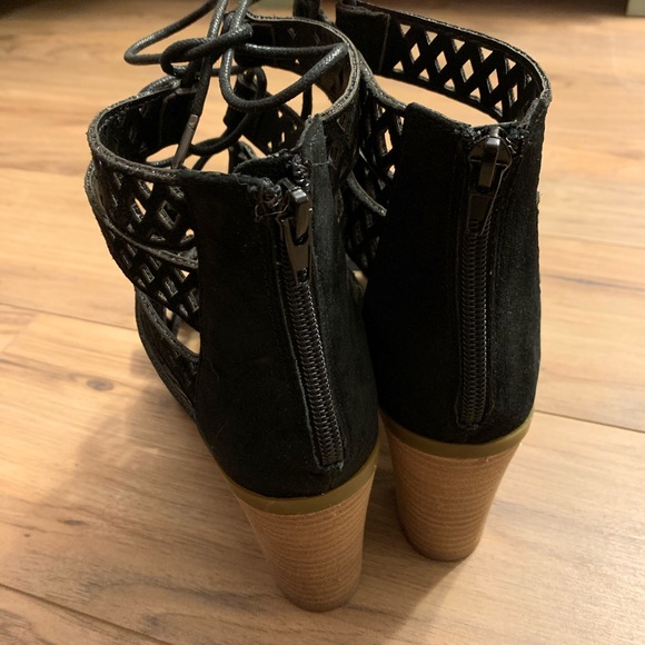 NIB Steve Madden Leather Gladiator Lace Up Heels - Picture 7 of 16